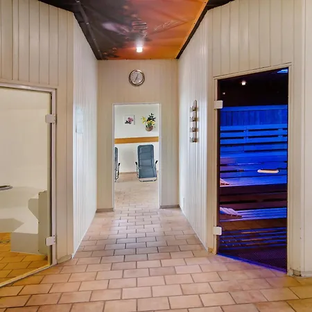 Superior App 238 Mit Pool Und Sauna דירה *